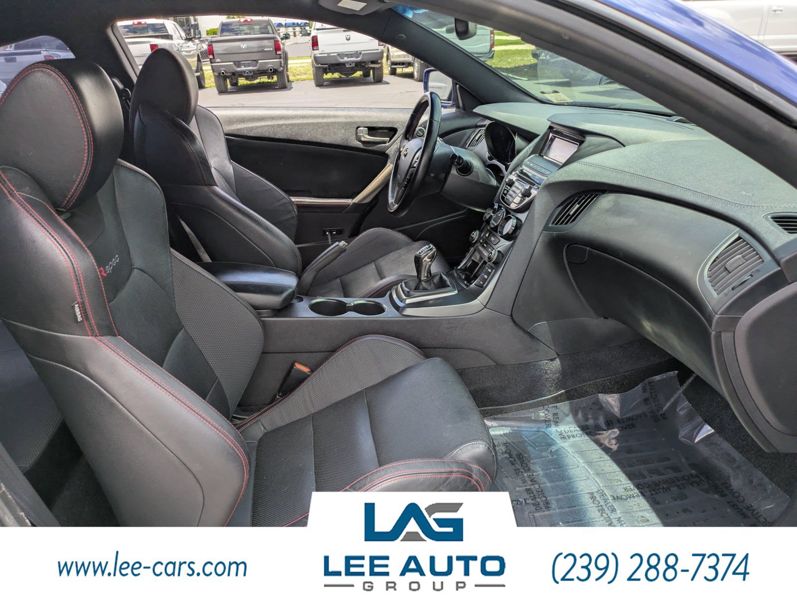 Used 2015 Hyundai Genesis 3.8 RWD image 12