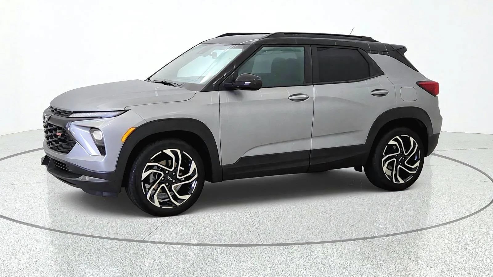 Used 2025 Chevrolet TrailBlazer RS w/ Convenience Package FWD image 5