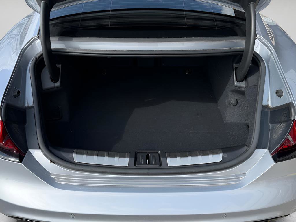 Used 2022 Audi e-tron GT Prestige image 24