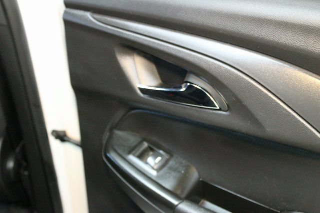 Used 2023 Chevrolet TrailBlazer LT w/ Convenience Package FWD image 12