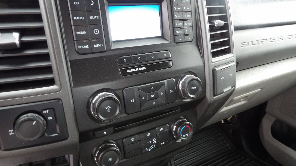 Used 2017 Ford F250 XL RWD image 9