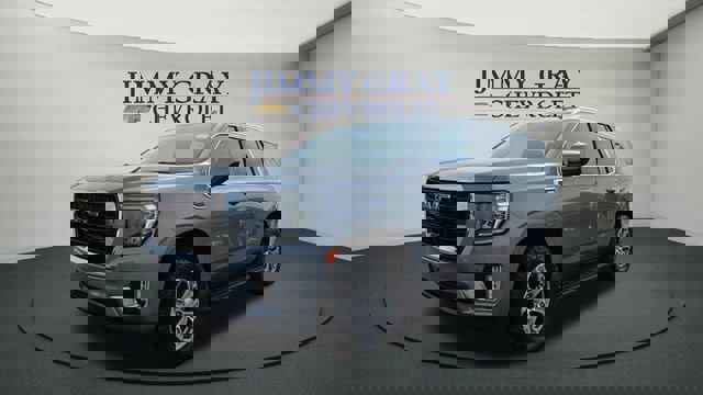 Used 2022 GMC Yukon SLE image 1