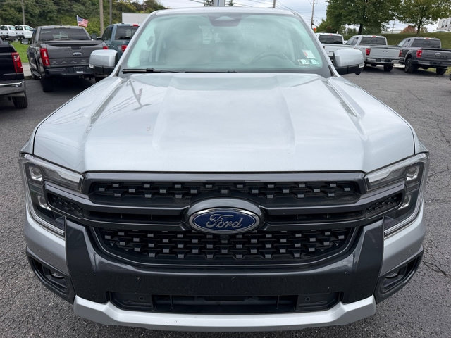 Used 2024 Ford Ranger Lariat w/ Trailer Tow Package AWD/4WD image 9