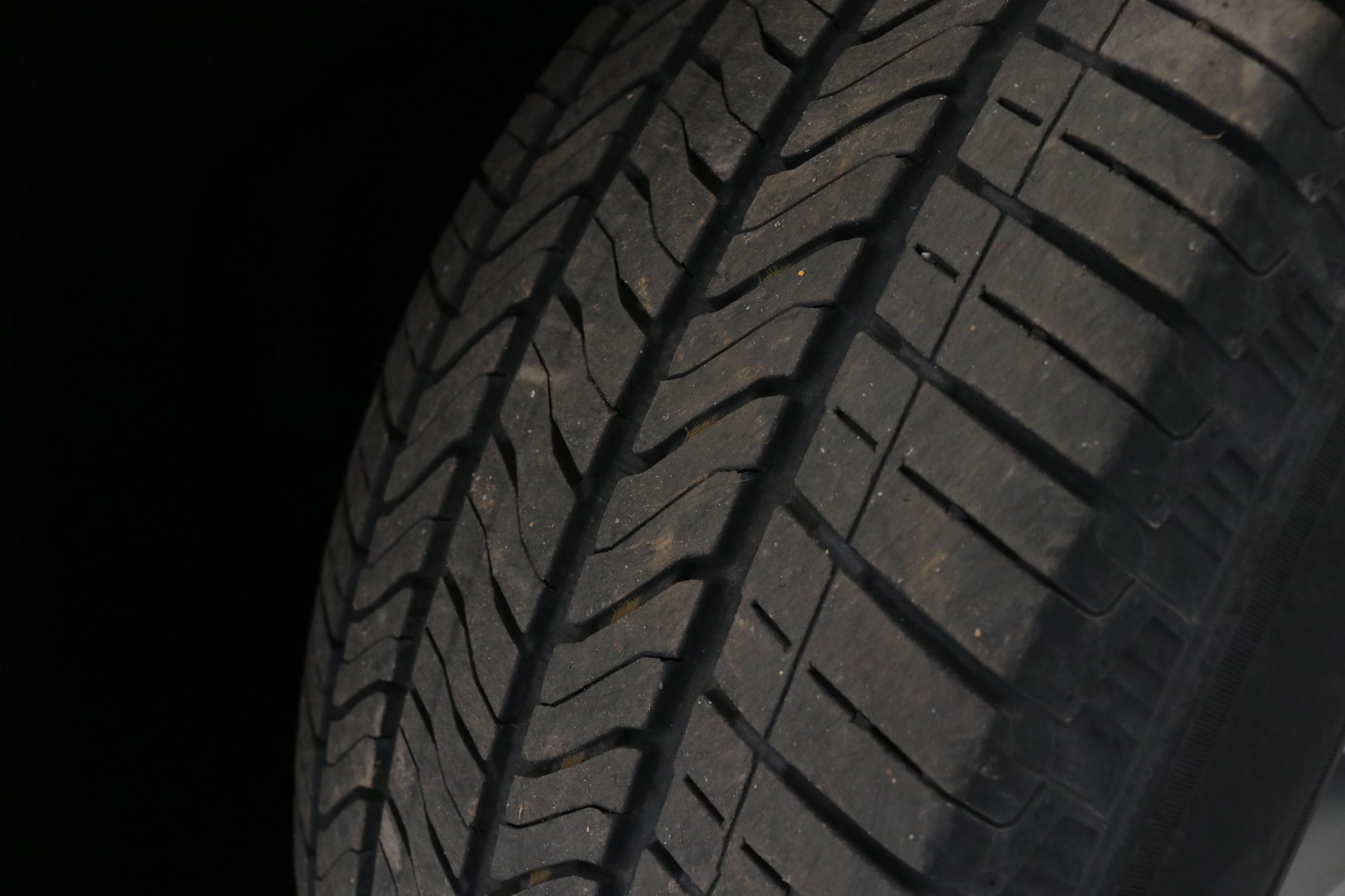 Used 2023 Chevrolet Traverse LT w/ LPO, Floor Liner Package image 35