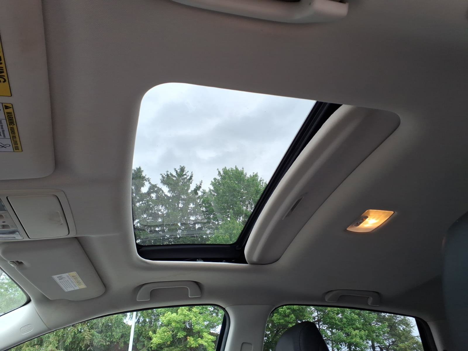 Used 2014 Honda CR-V EX-L image 4