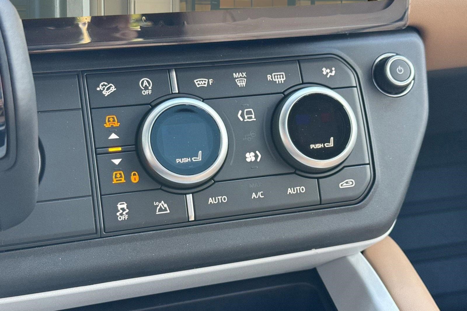 New 2026 Land Rover Defender 110 X-Dynamic SE image 18