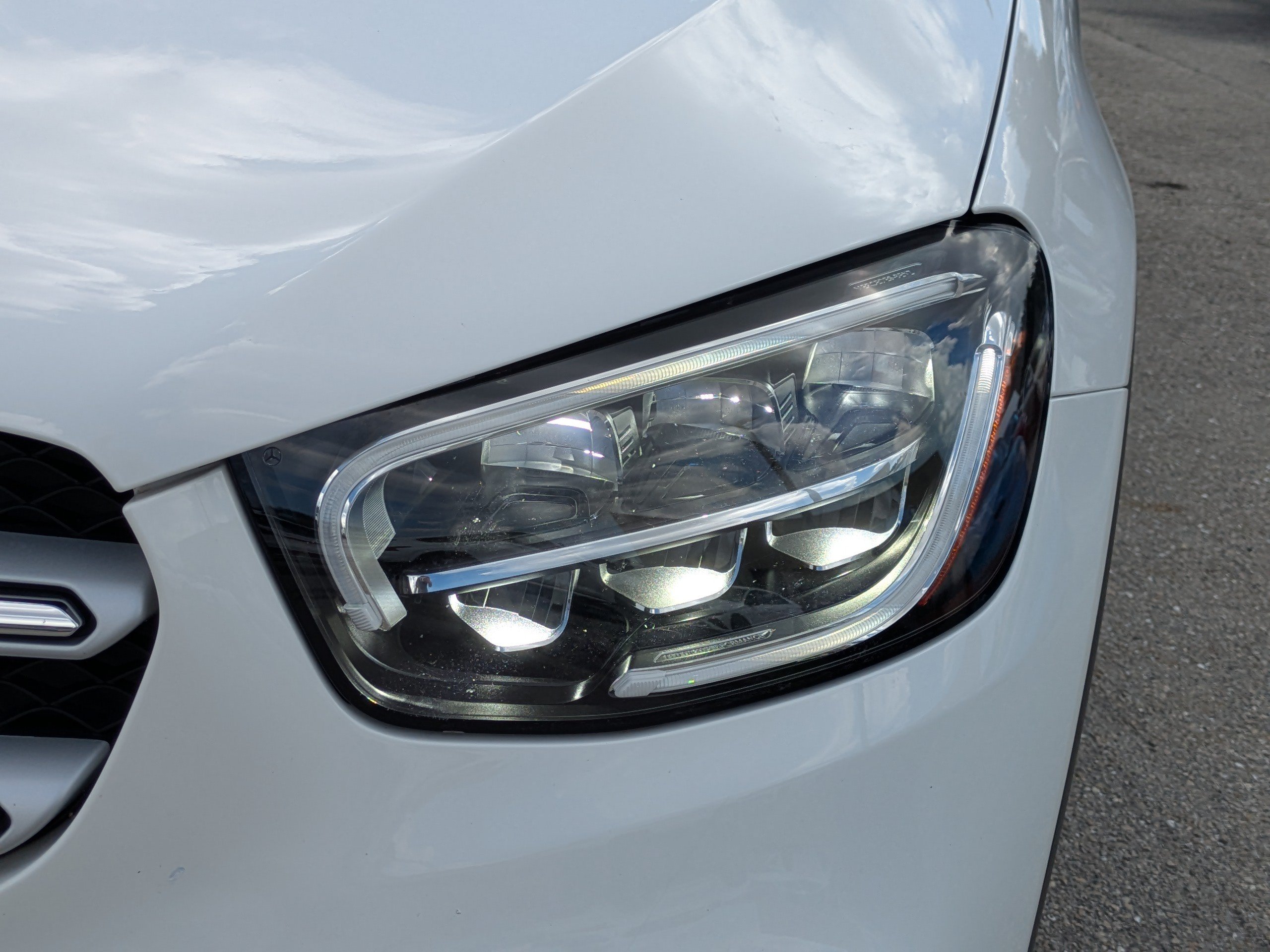 Used 2022 Mercedes-Benz GLC 300 image 10