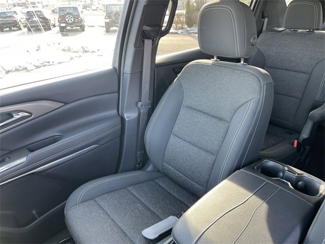 Used 2025 Chevrolet Traverse LT image 25