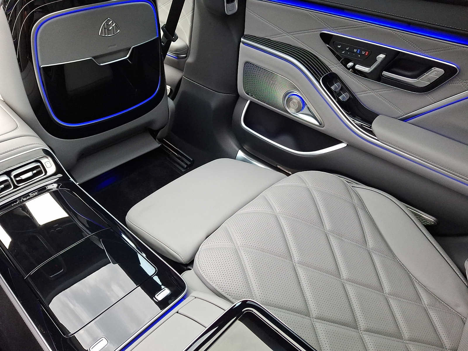 Certified 2025 Mercedes-Benz Maybach S 580 4MATIC image 13