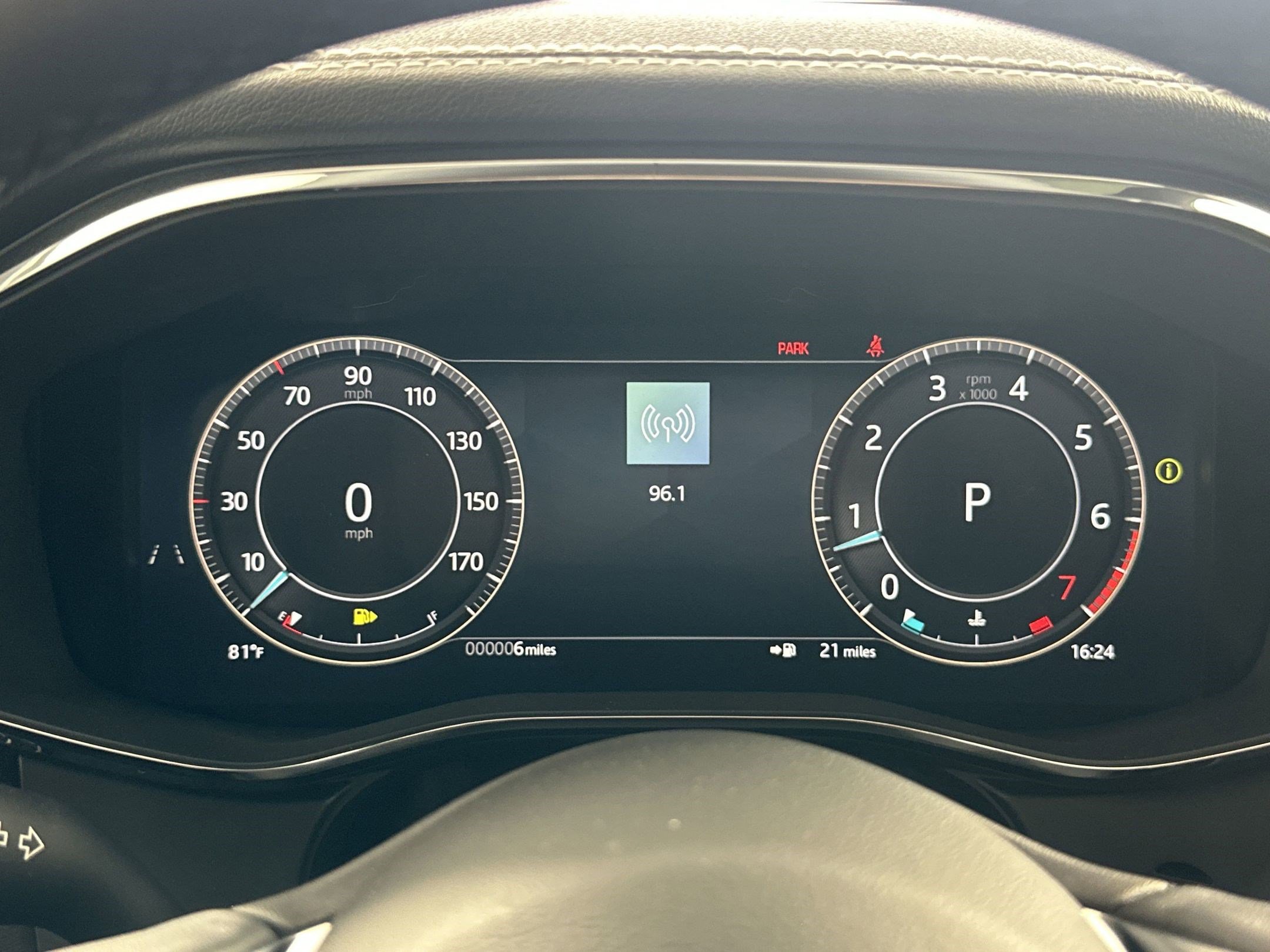 Used 2026 Jaguar F-PACE R-Dynamic S AWD/4WD image 16