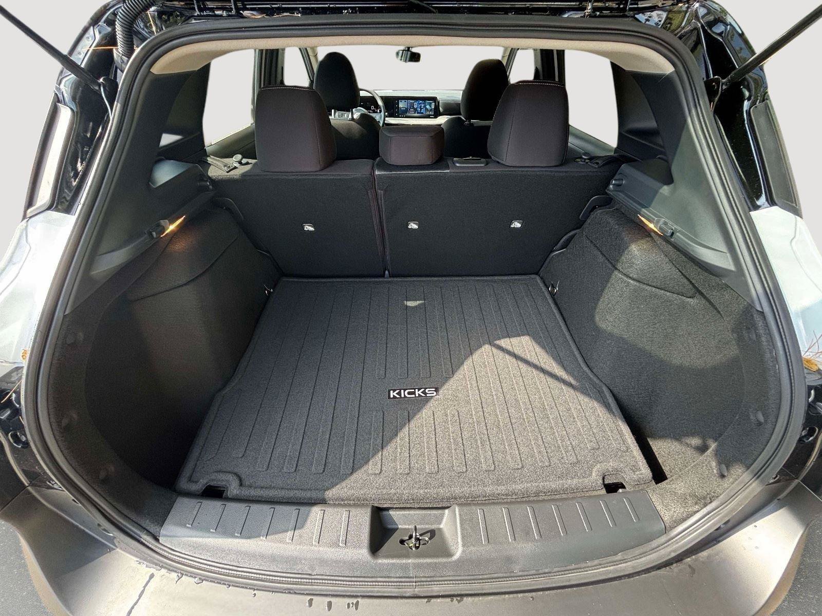 New 2026 Nissan Kicks SV w/ SV Premium Package AWD/4WD image 29