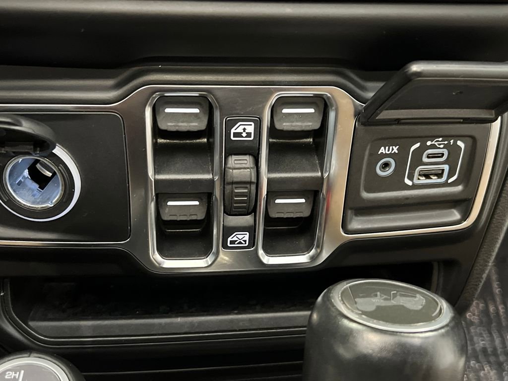 Used 2022 Jeep Wrangler Unlimited Sahara w/ Cold Weather Group image 48