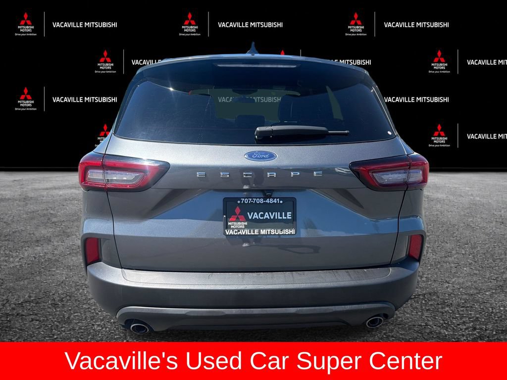Used 2025 Ford Escape ST-Line FWD image 4