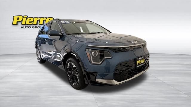Used 2024 Kia Niro Wind w/ Wind Preserve Package FWD image 7