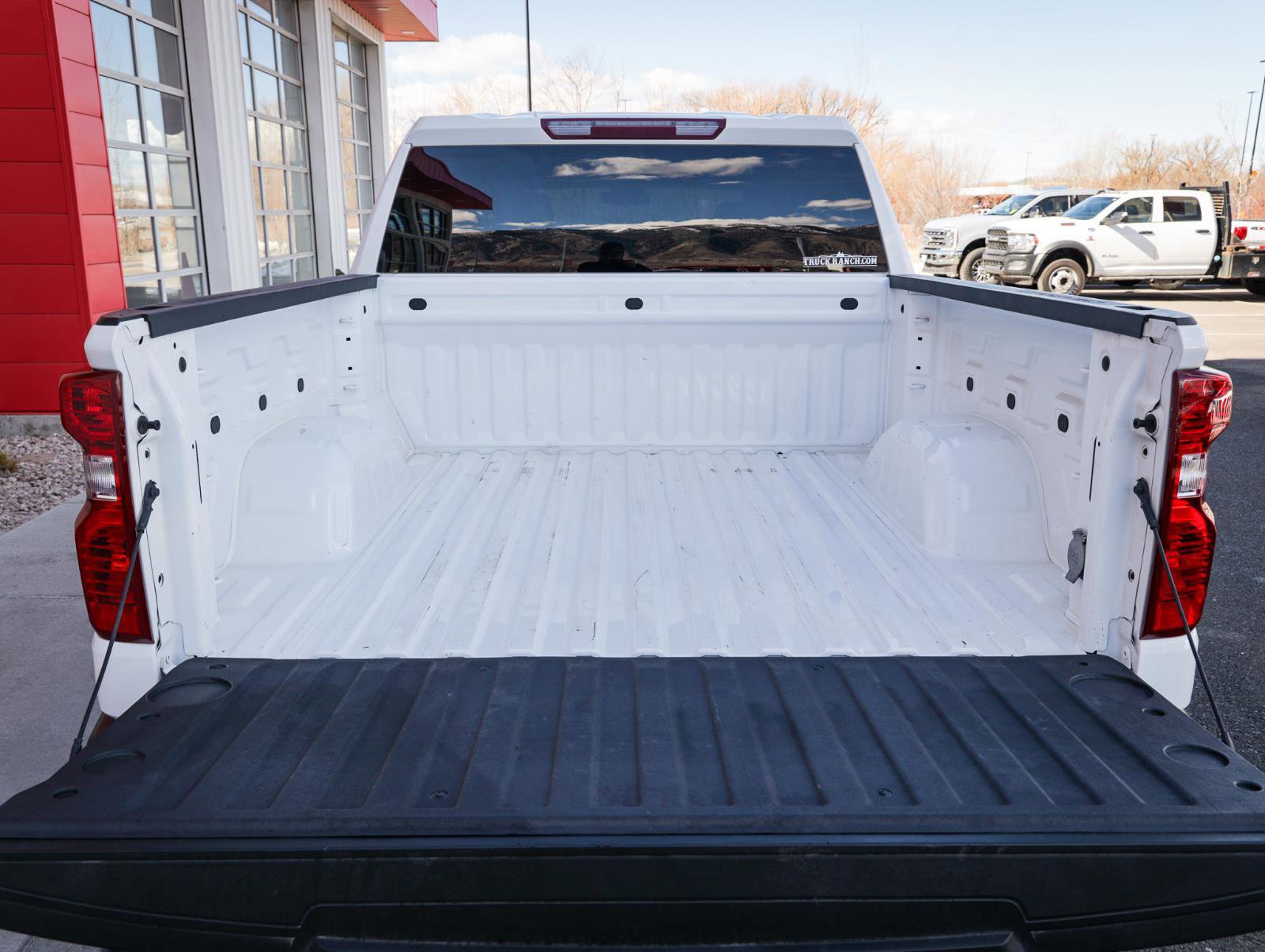 Used 2023 Chevrolet Silverado 1500 LT w/ Work Truck Package image 5