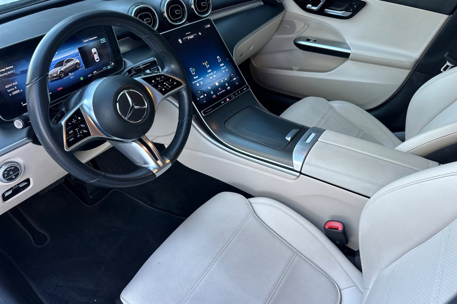 Used 2023 Mercedes-Benz C 300 Sedan image 11