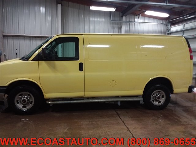 Used 2017 GMC Savana 2500 RWD image 6
