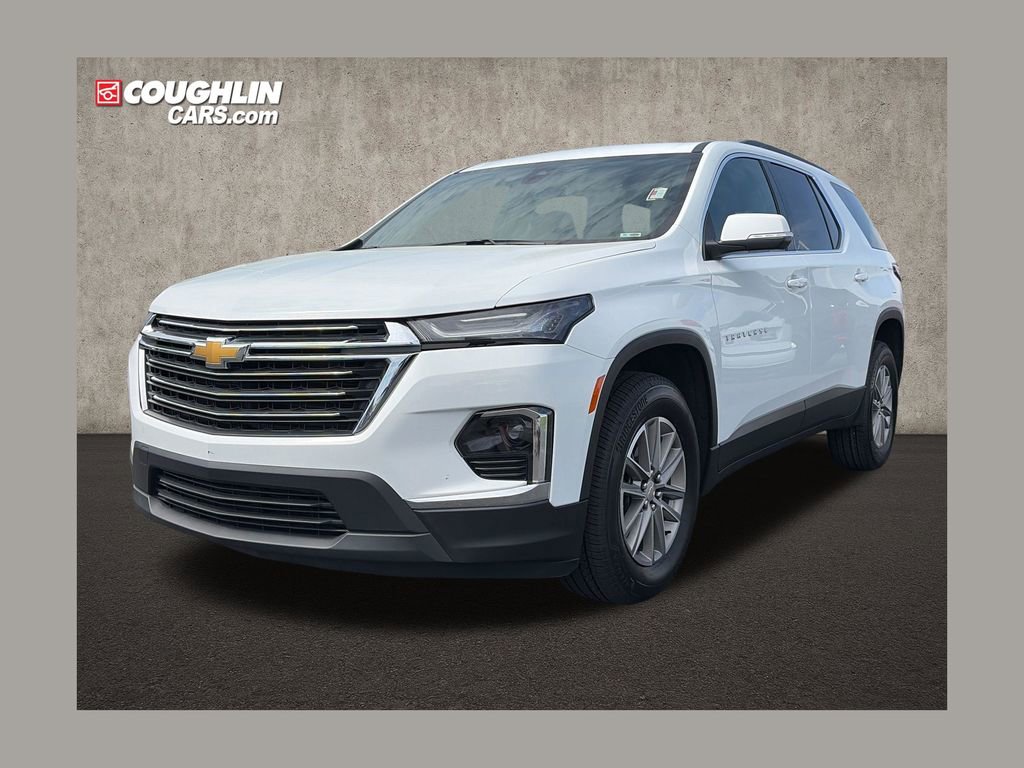Used 2024 Chevrolet Traverse LT