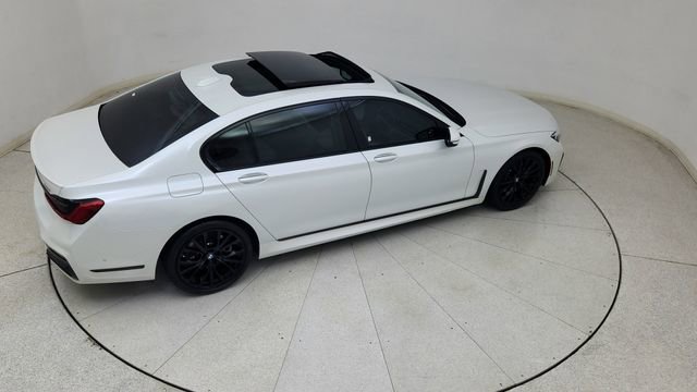 Used 2022 BMW 740i w/ M Sport Package image 85