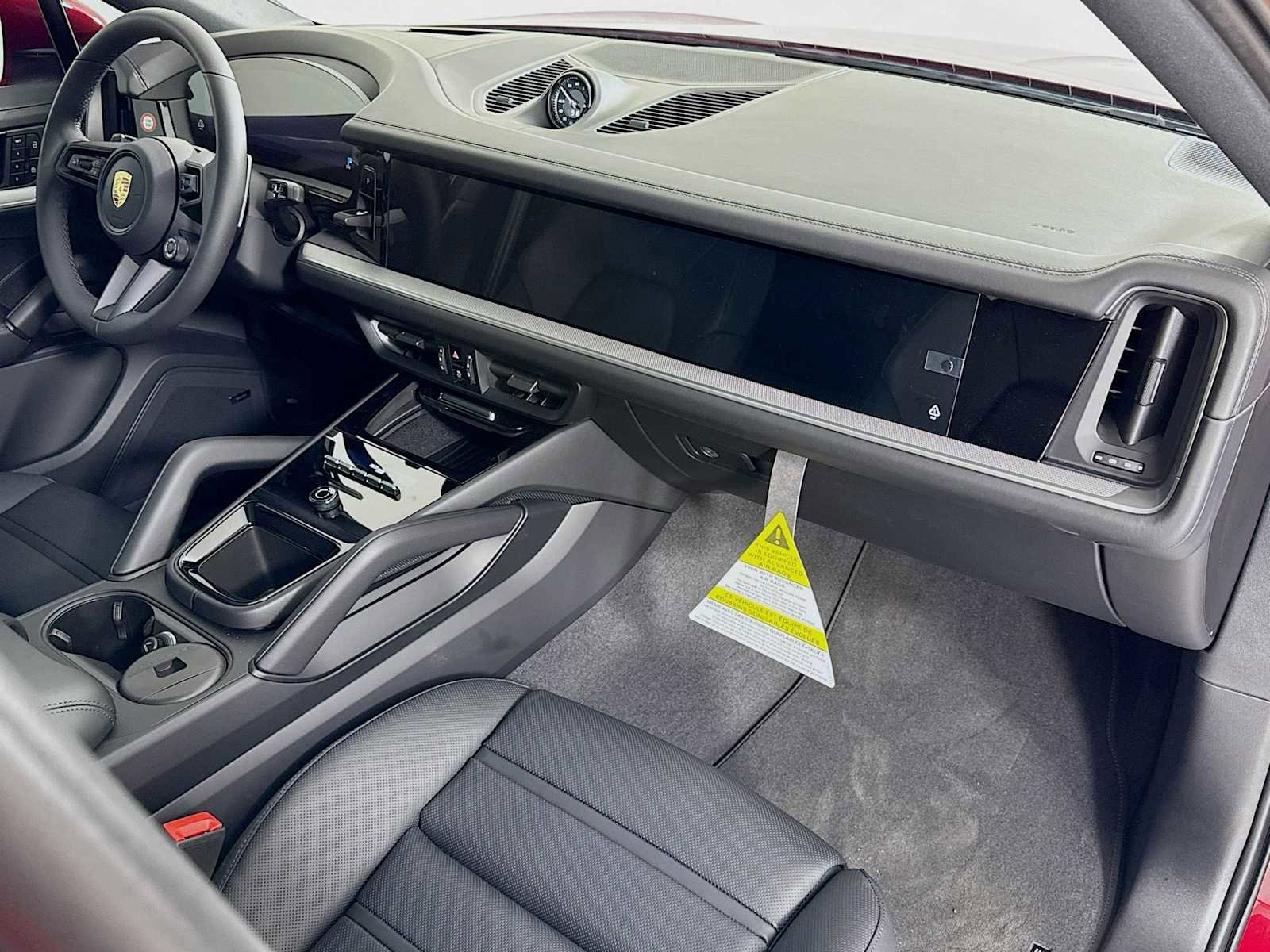 New 2025 Porsche Cayenne S image 31