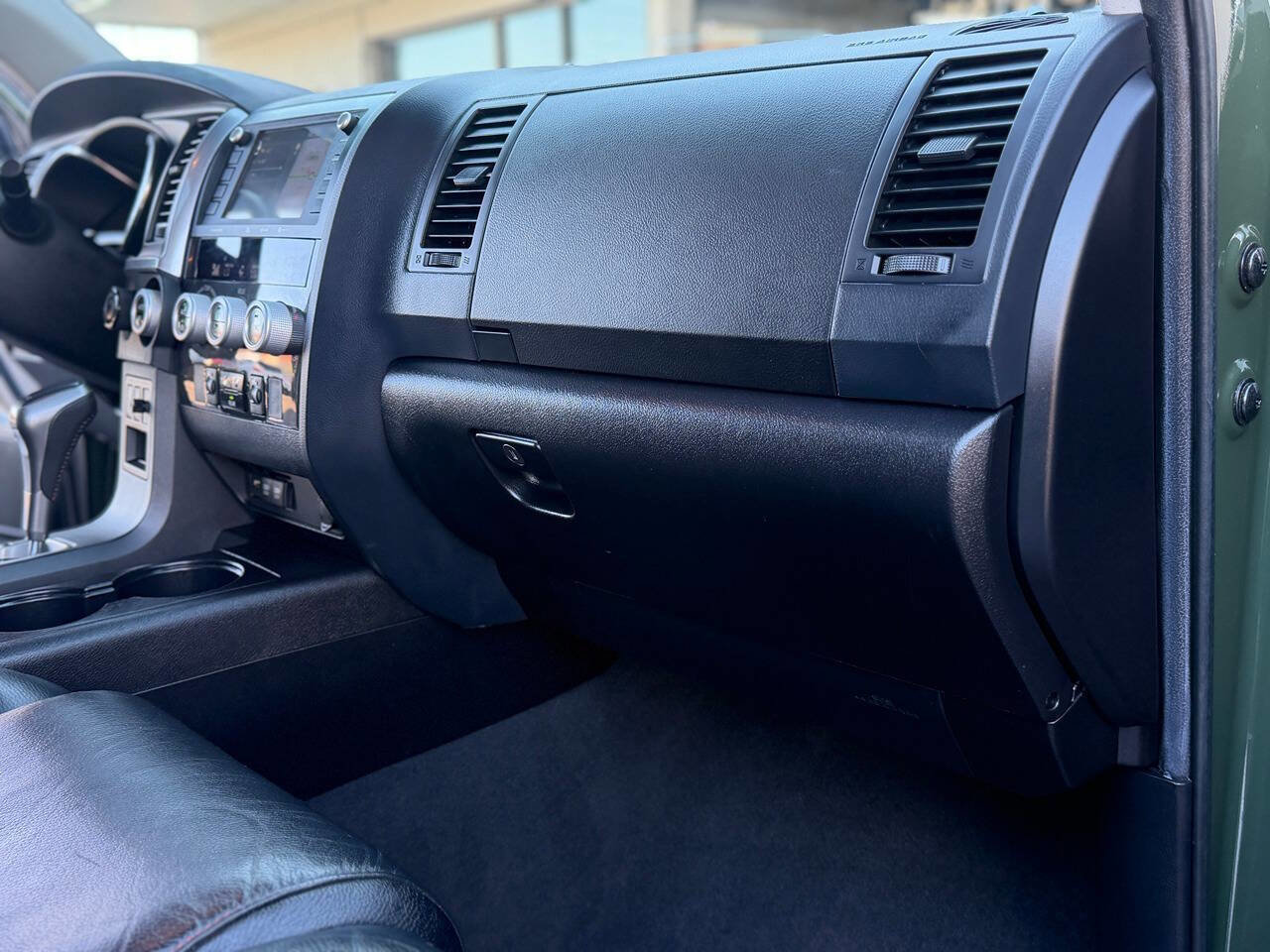 Used 2020 Toyota Sequoia TRD Pro AWD/4WD image 36