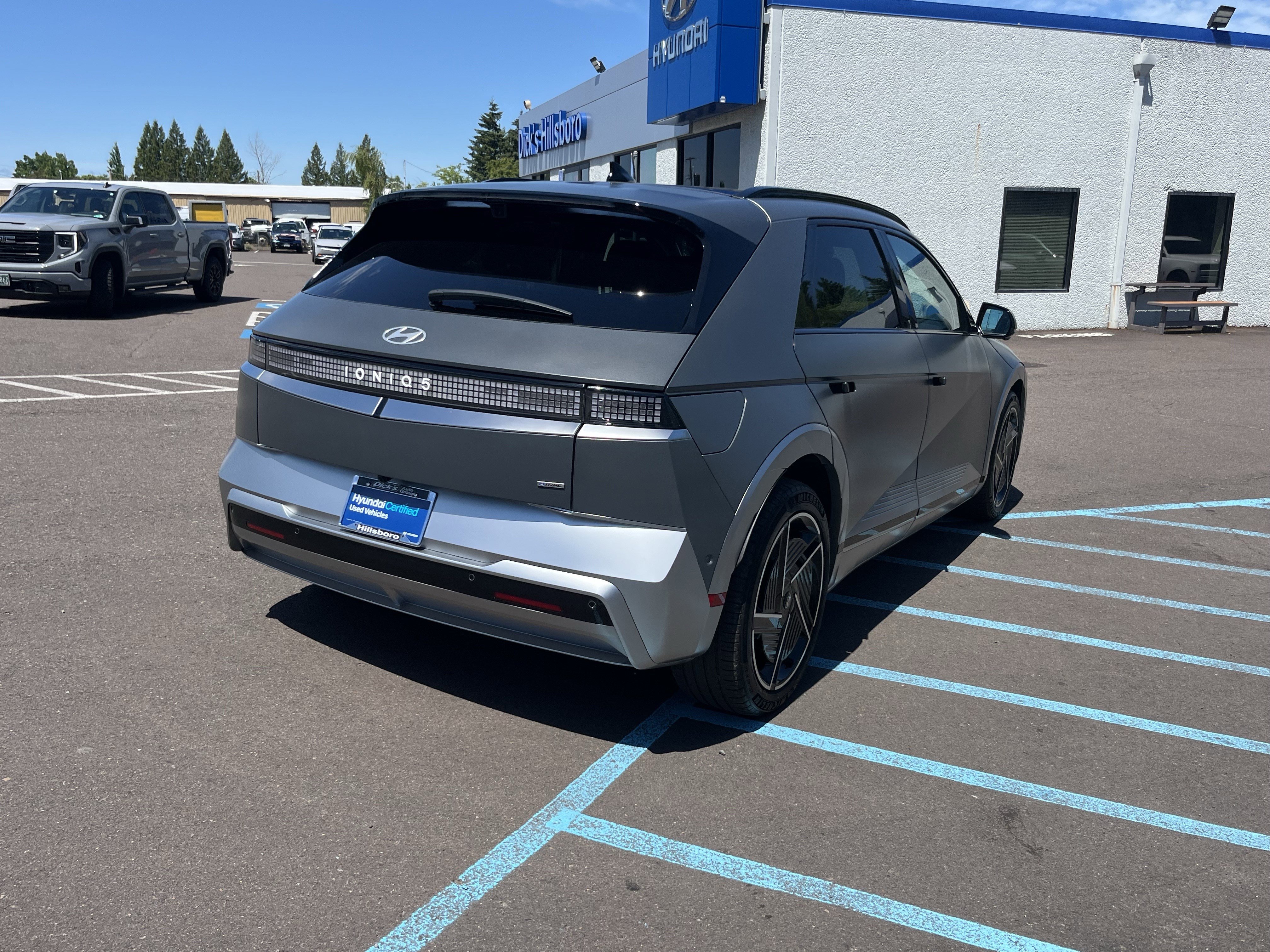 Certified 2025 Hyundai Ioniq 5 Limited AWD/4WD image 5