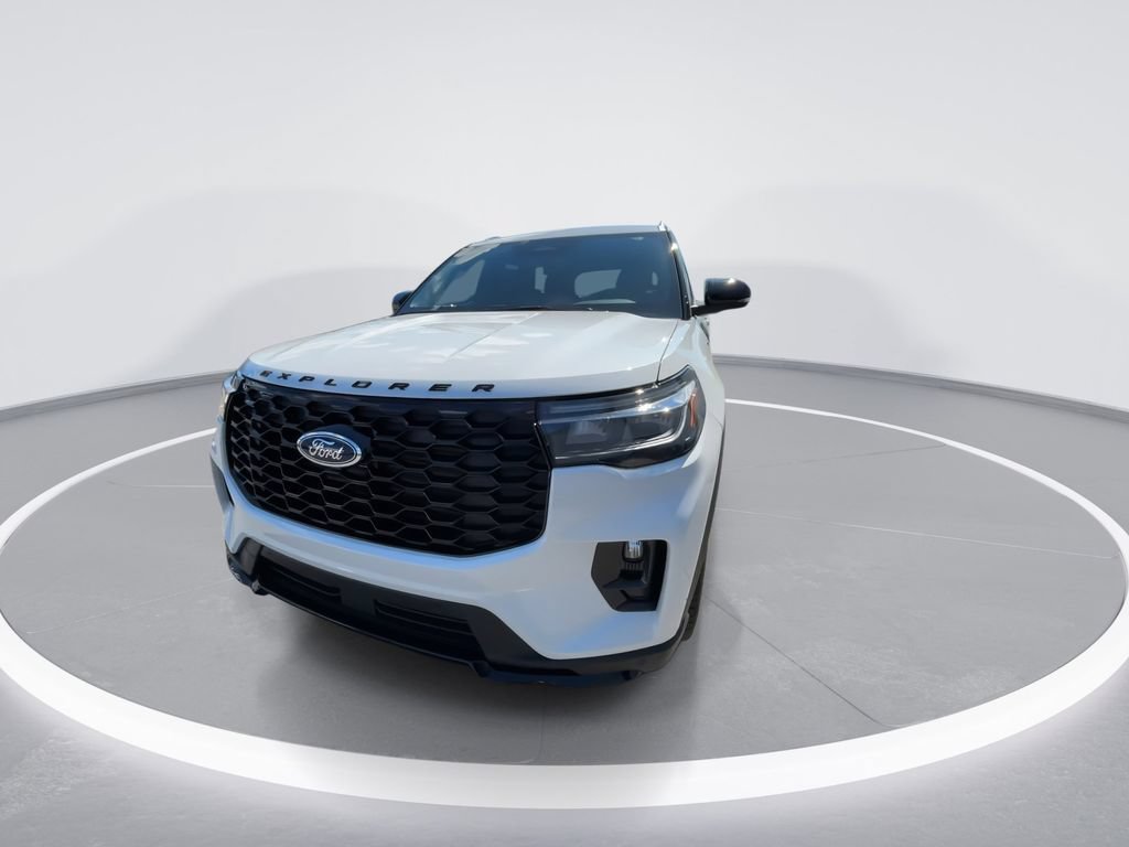 New 2026 Ford Explorer ST-Line w/ ST-Line Street Pack RWD image 3