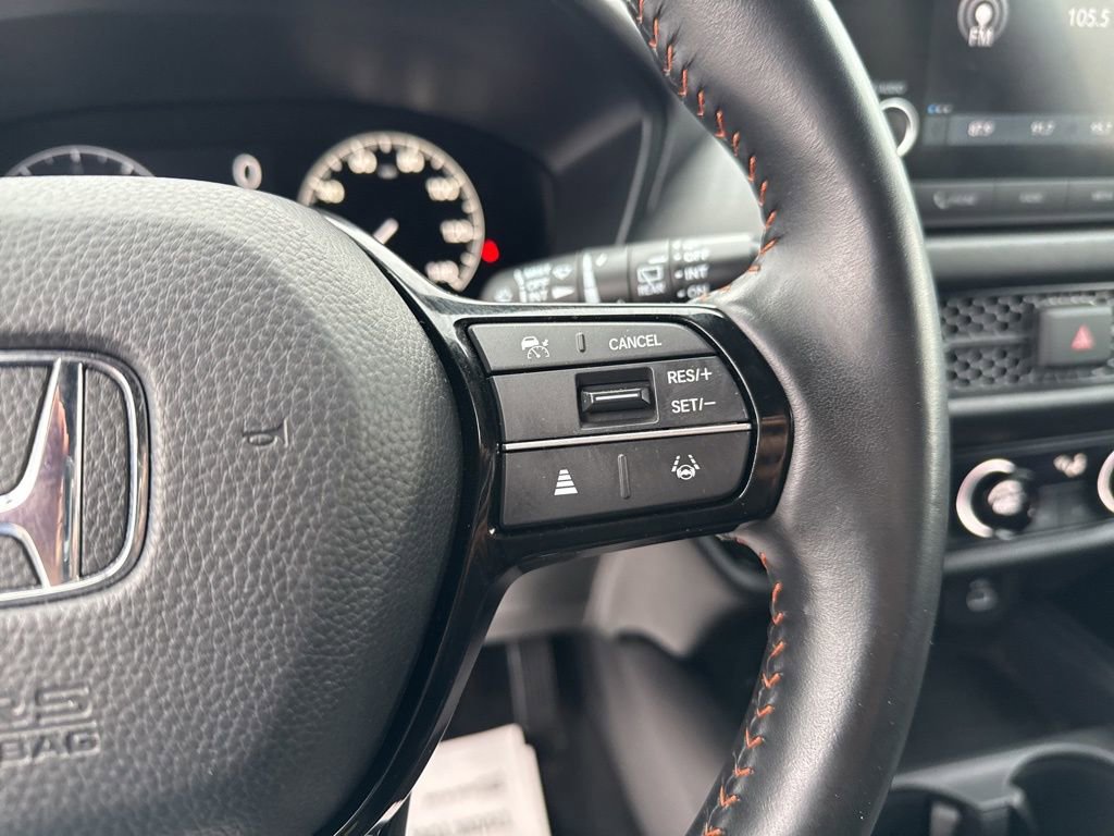Used 2025 Honda HR-V Sport image 17