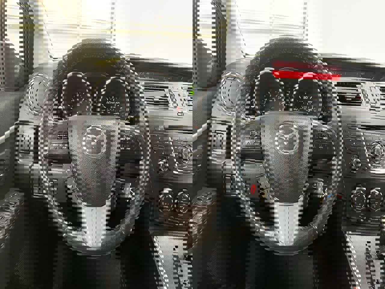 Used 2014 MAZDA MAZDA5 Touring image 20