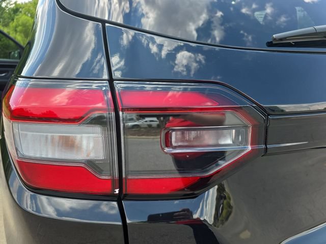 Used 2025 Honda Pilot Sport image 34