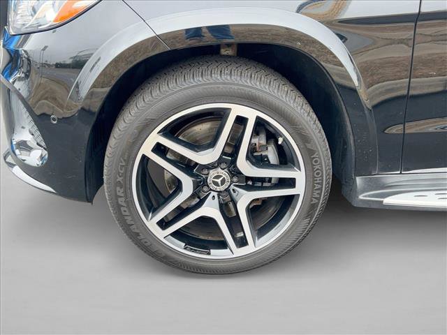 Used 2018 Mercedes-Benz GLS 550 4MATIC image 23
