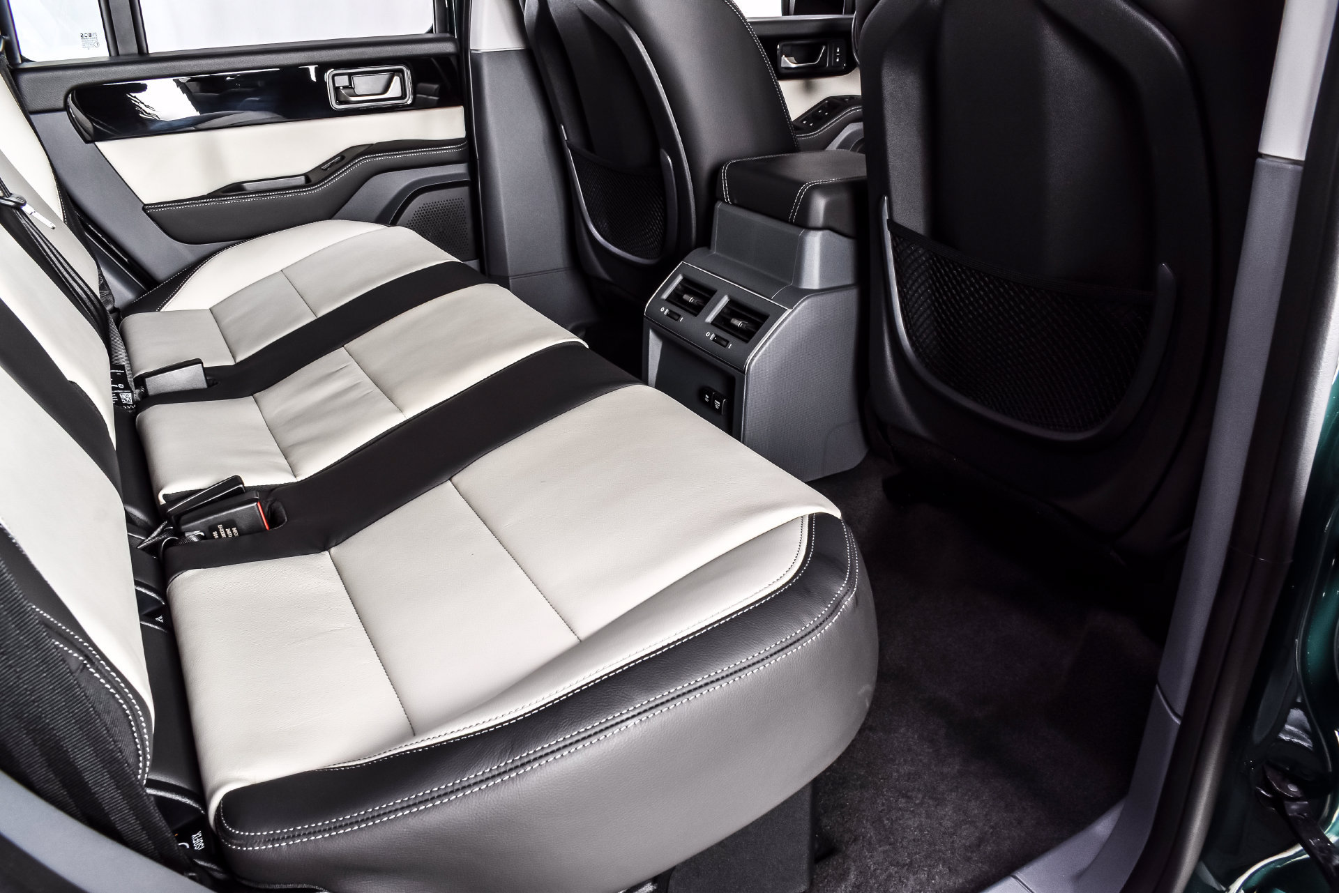 New 2026 INEOS Grenadier Station Wagon AWD/4WD image 19