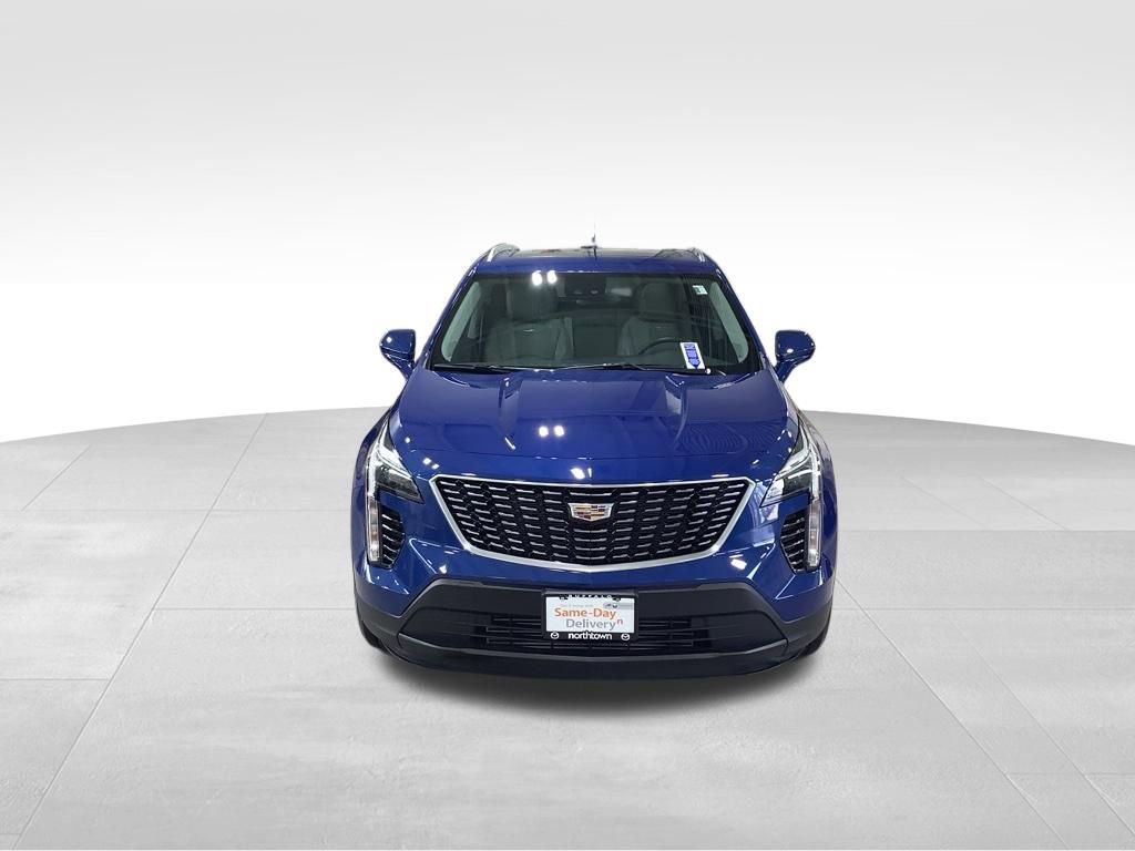 Used 2021 Cadillac XT4 Luxury w/ Cold Weather Package AWD/4WD image 6