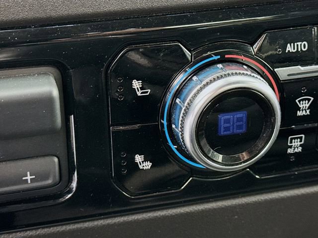 Used 2025 GMC Sierra 1500 SLT image 21