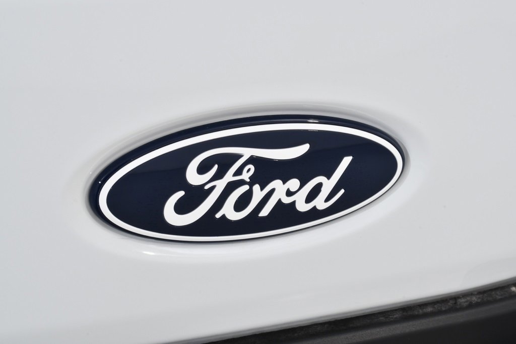 New 2026 Ford Transit 150 148 Medium Roof w/ Load Area Protection Package image 21
