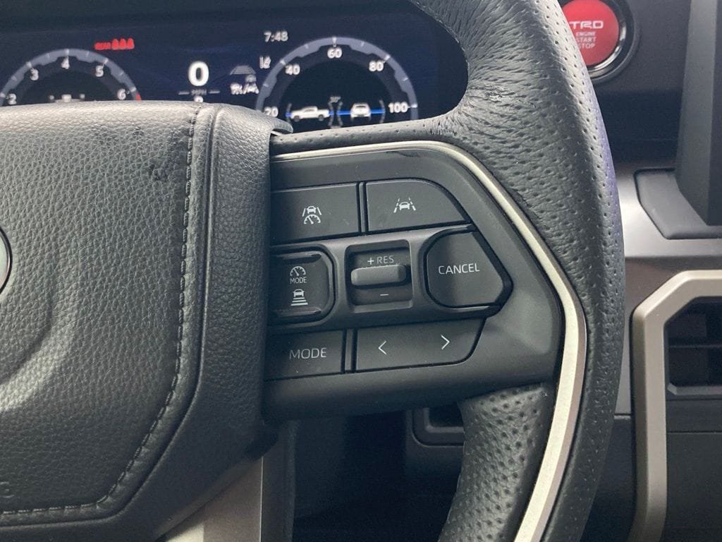 Used 2025 Toyota Tacoma TRD Off-Road AWD/4WD image 17