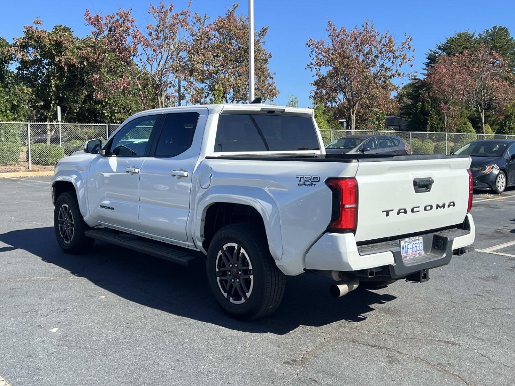 Used 2025 Toyota Tacoma TRD Sport RWD image 6