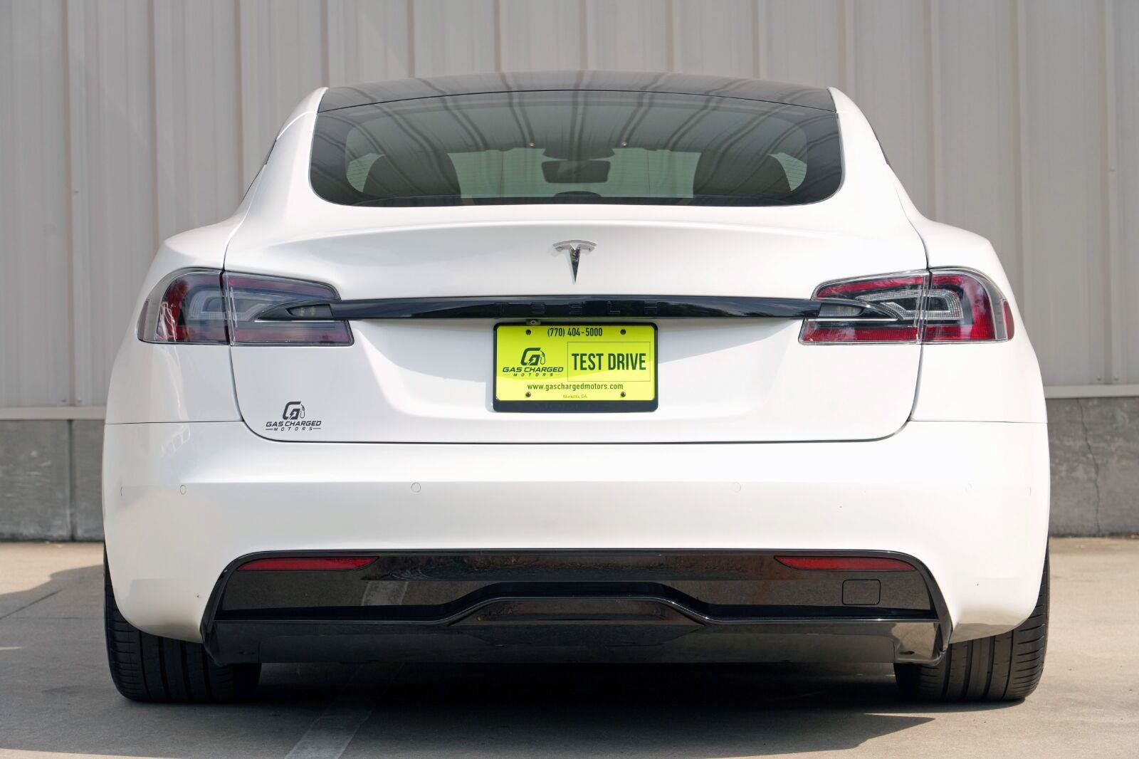 Used 2022 Tesla Model S AWD/4WD image 11