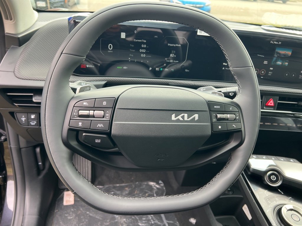 New 2025 Kia EV6 Wind image 9