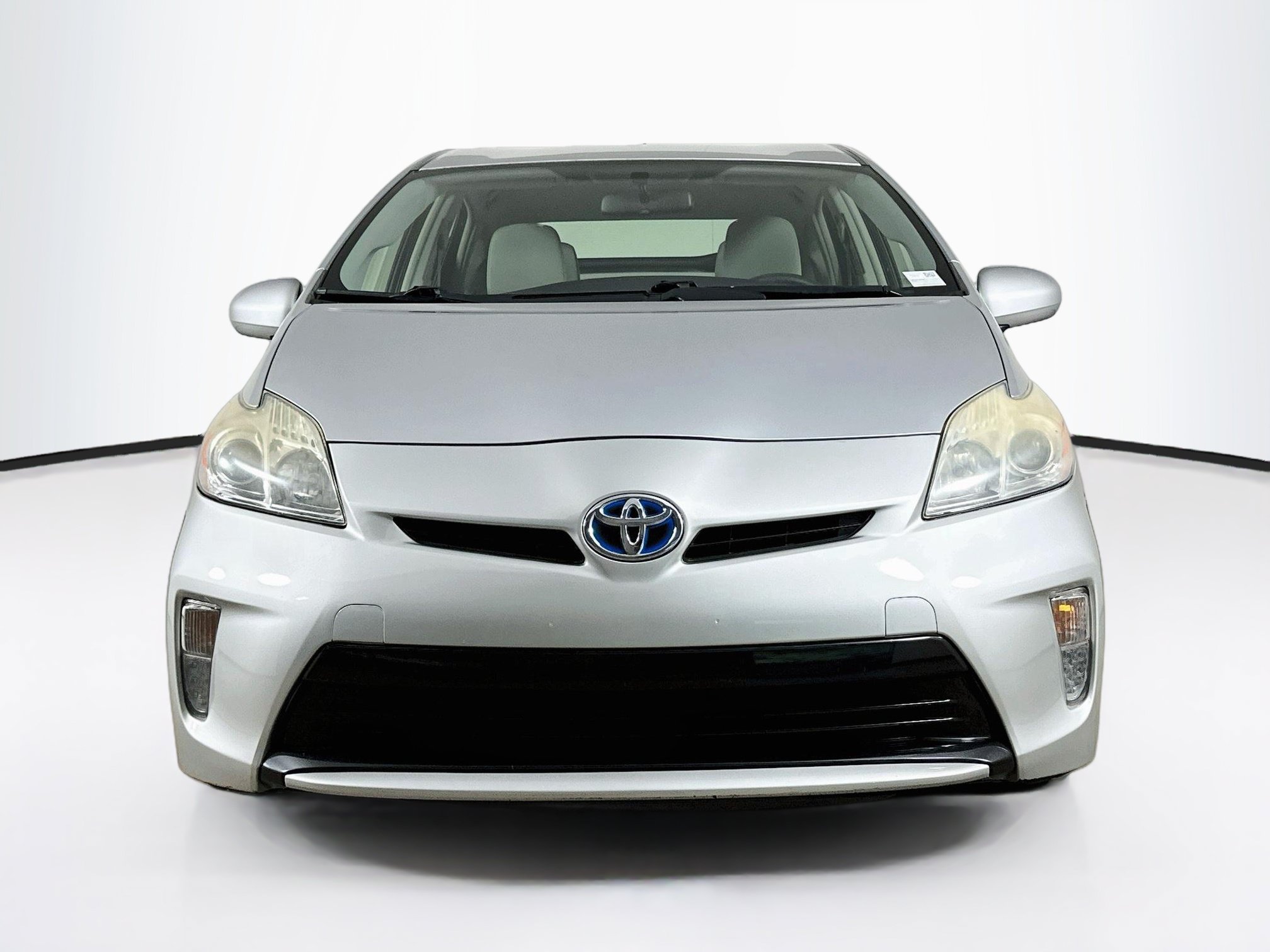 Used 2013 Toyota Prius Two FWD image 2