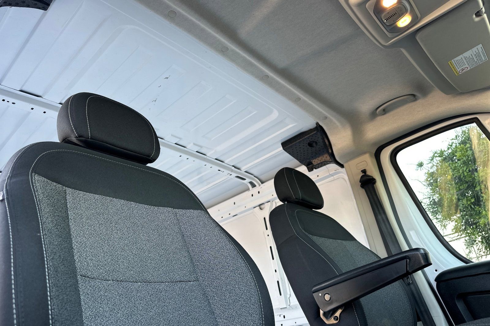 Used 2019 RAM ProMaster 1500 w/ Interior Convenience Group image 17