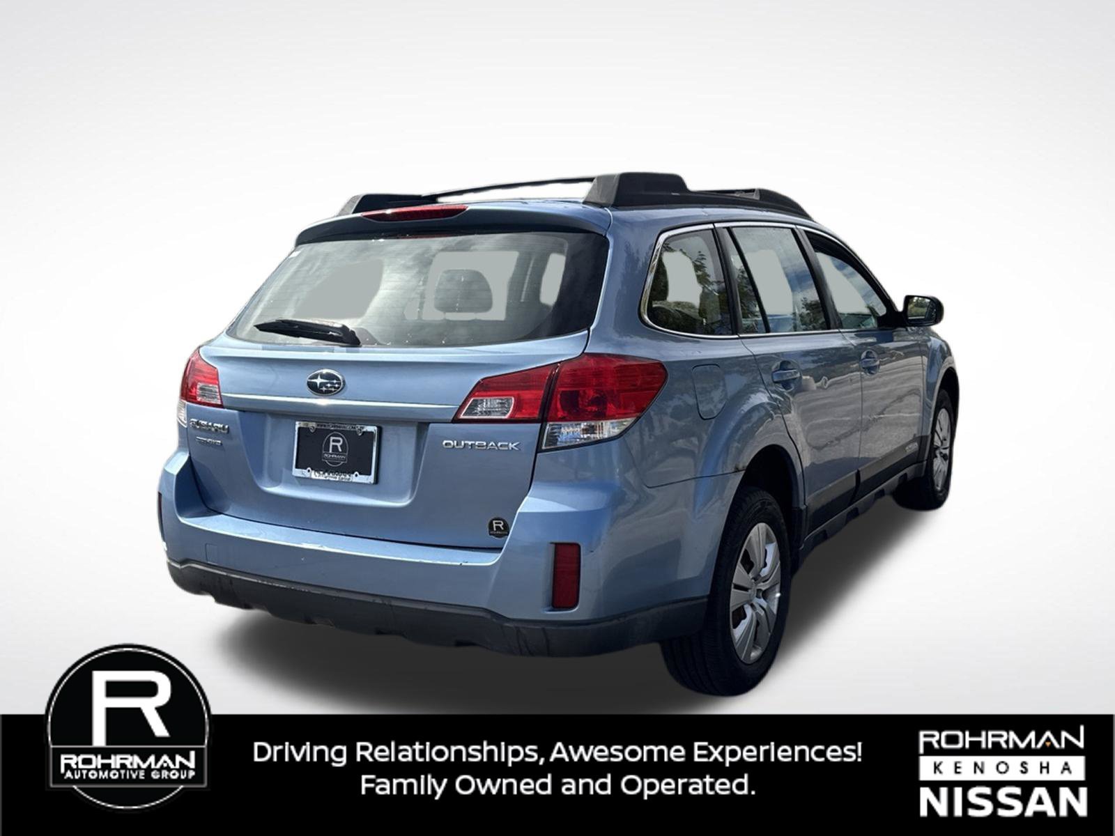 Used 2010 Subaru Outback 2.5i AWD/4WD image 5
