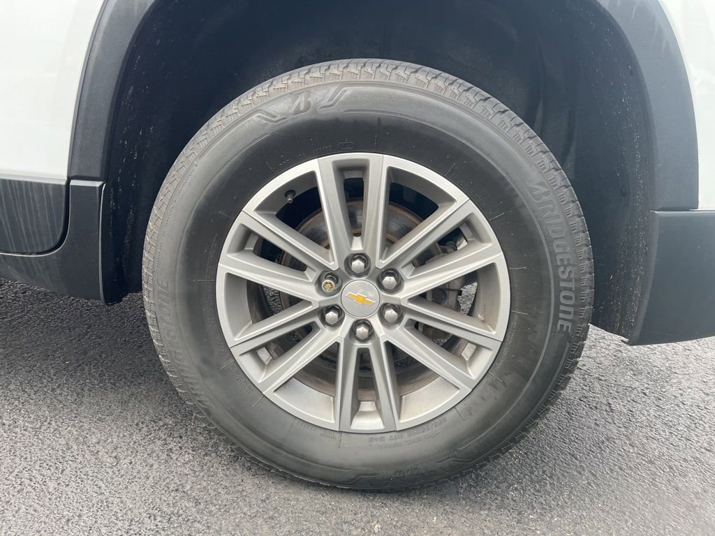 Used 2022 Chevrolet Traverse LT w/ LPO, Floor Liner Package AWD/4WD image 10