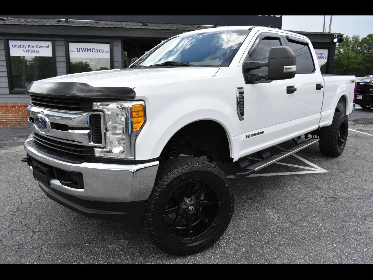 Used 2017 Ford F250 XLT AWD/4WD image 1