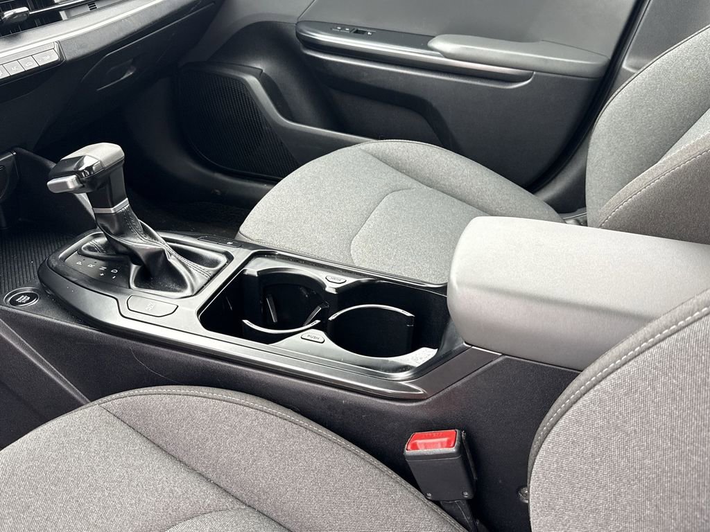 Used 2025 Kia K4 LXS image 22