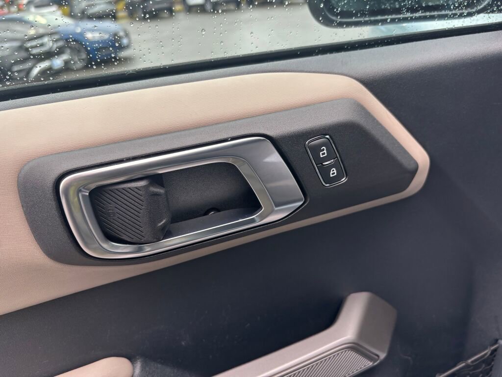 Used 2022 Ford Bronco Wildtrak image 20