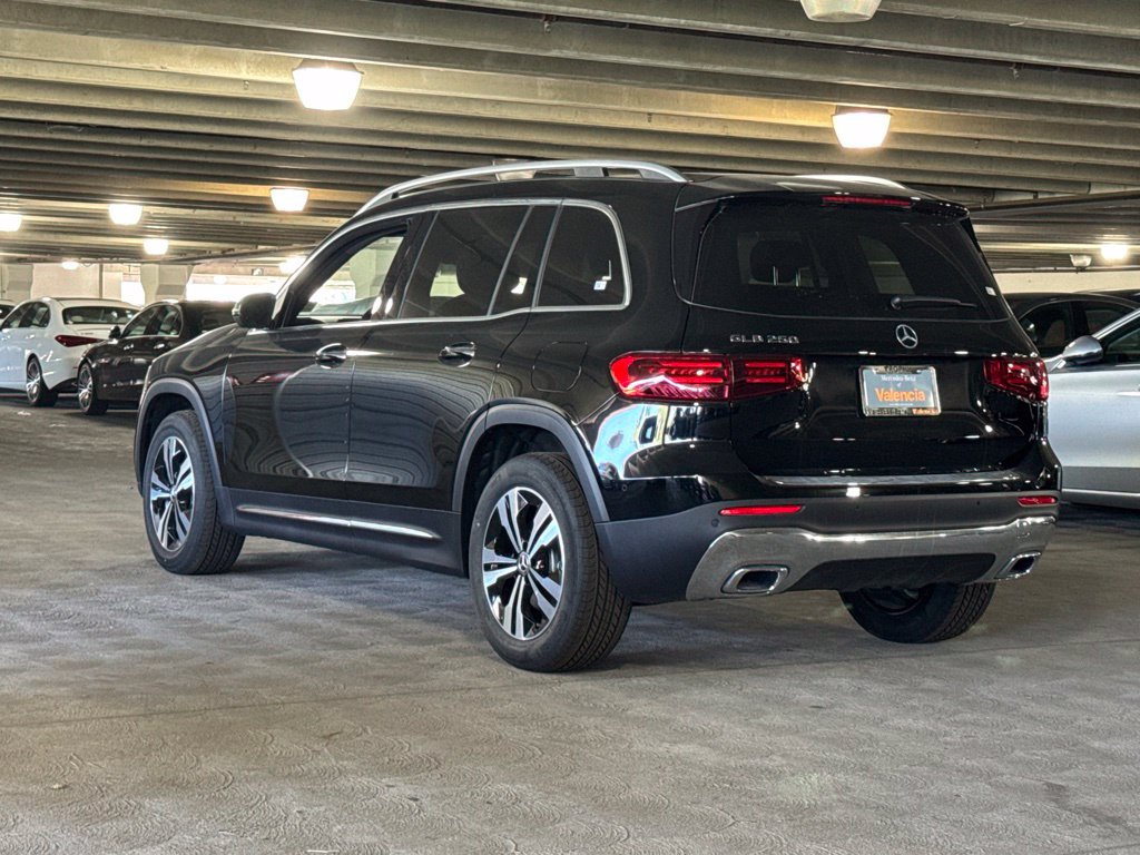 New 2026 Mercedes-Benz GLB 250 image 12