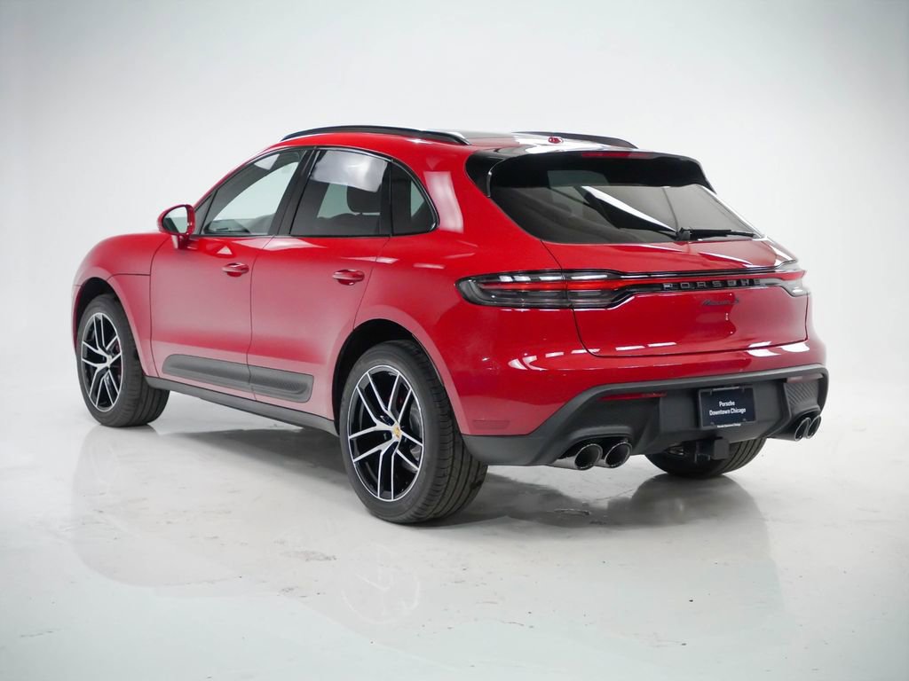 Certified 2025 Porsche Macan S image 3