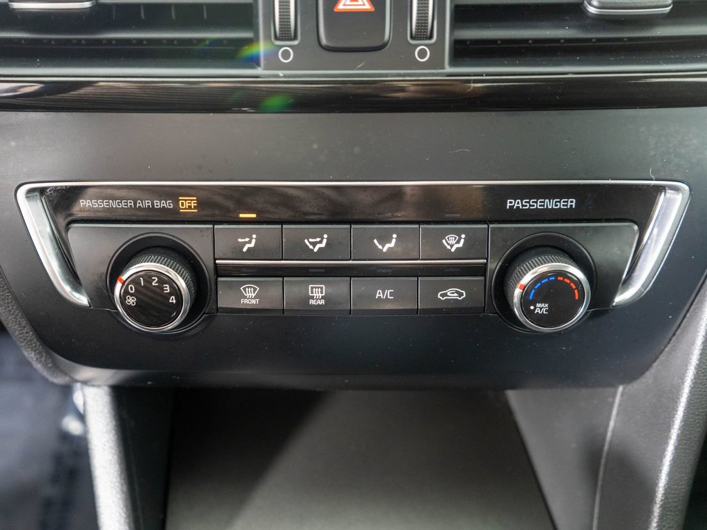 Used 2017 Kia Optima LX FWD image 19