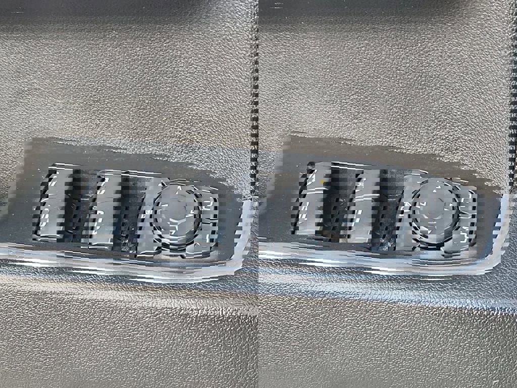 Used 2024 GMC Sierra 1500 Elevation w/ LPO, Elevation Black Package image 21